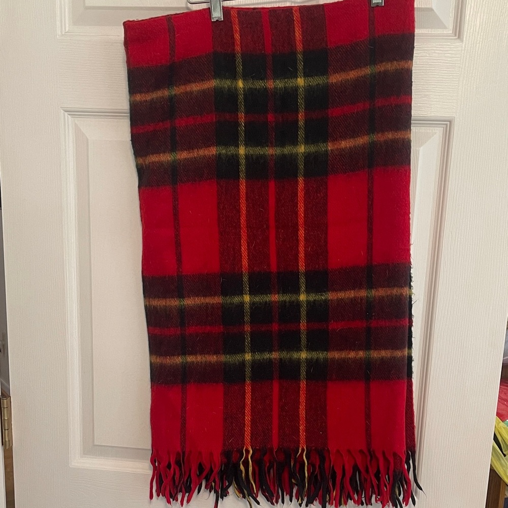 Red and Black Plaid Scarf or Throw NWOT